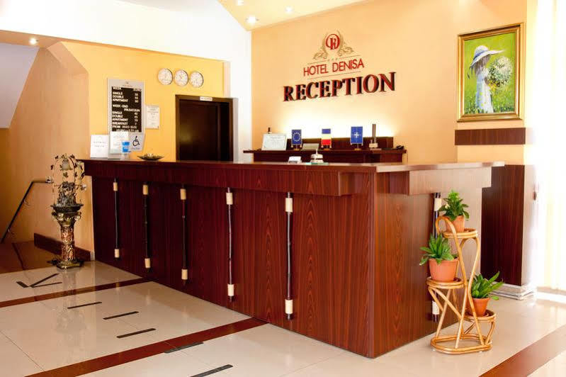 Denisa Hotel Otopeni Zewnętrze zdjęcie